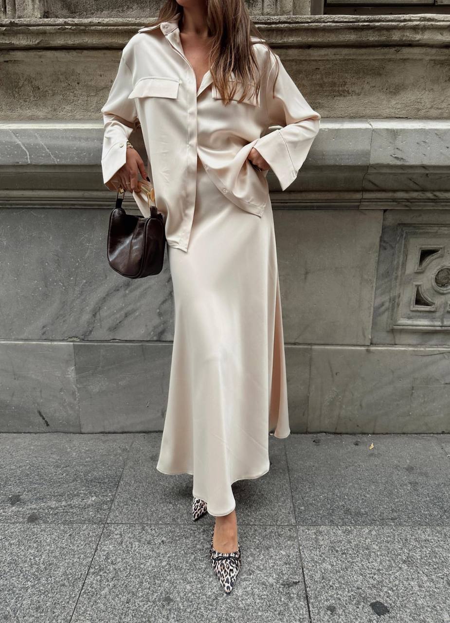 Chemise satinée Beige